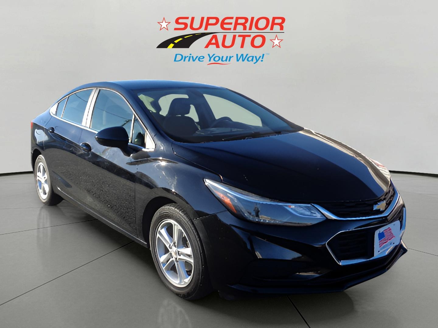 2018 Chevrolet Cruze LT photo 2