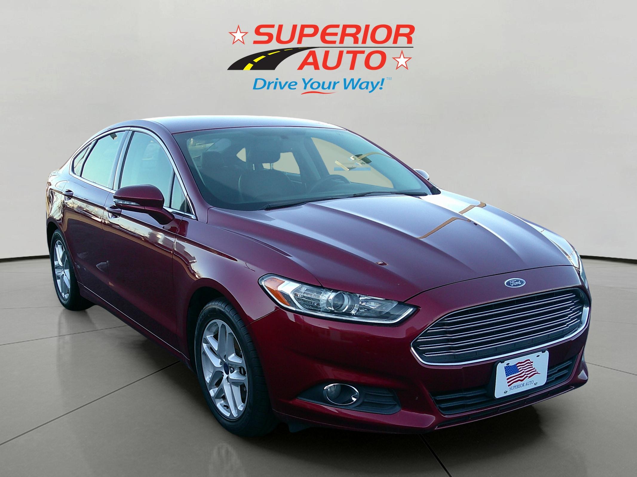 2015 Ford Fusion SE photo 2