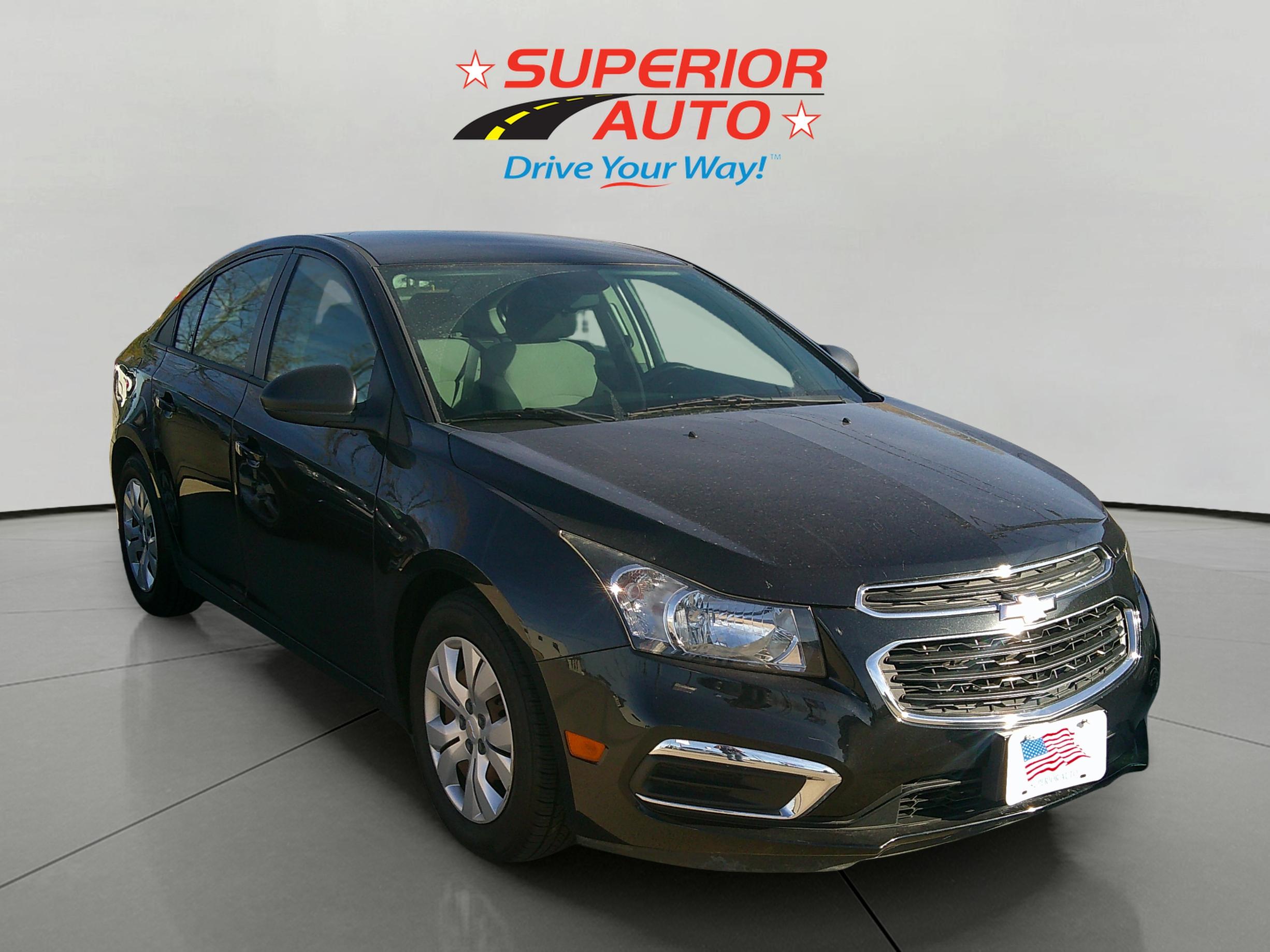 2016 Chevrolet Cruze LS photo 2