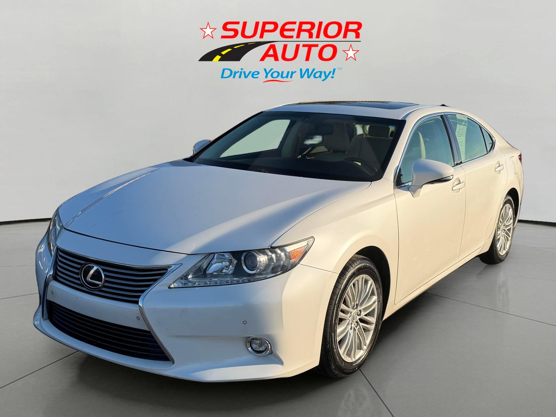 2014 Lexus ES 350's photo