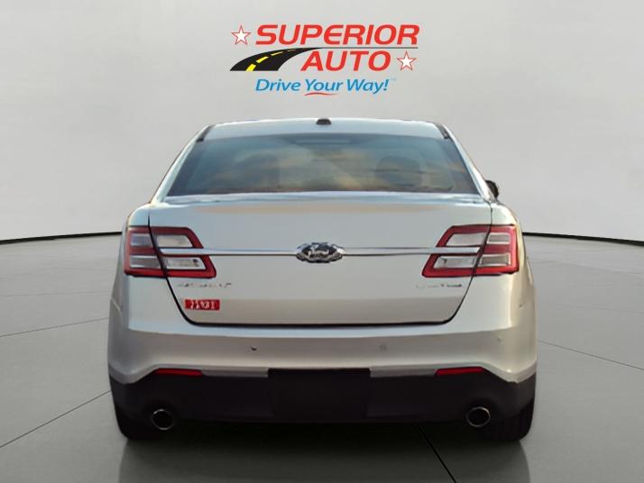 2019 Ford Taurus Limited photo 4