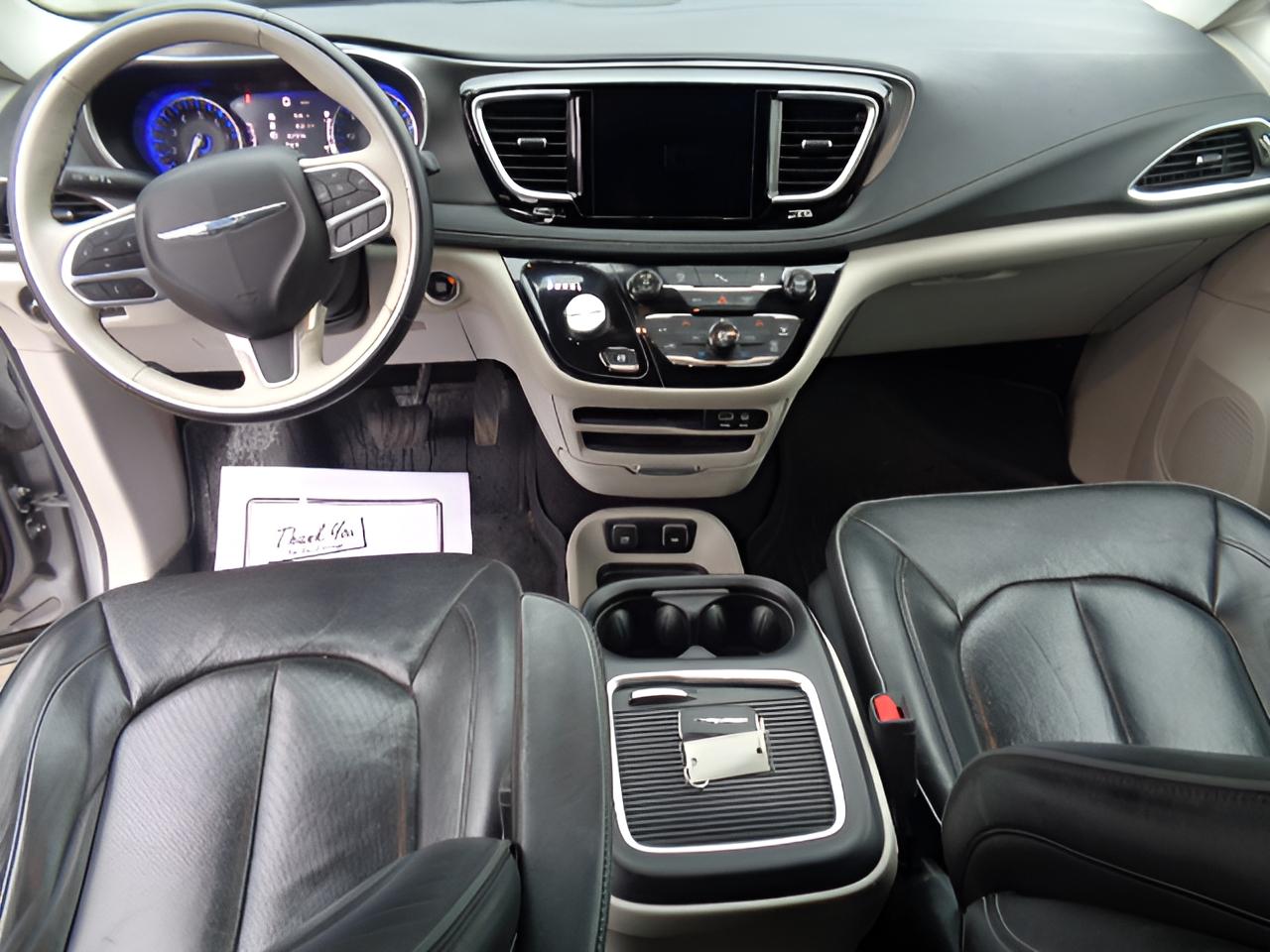 2018 Chrysler Pacifica Limited photo 4