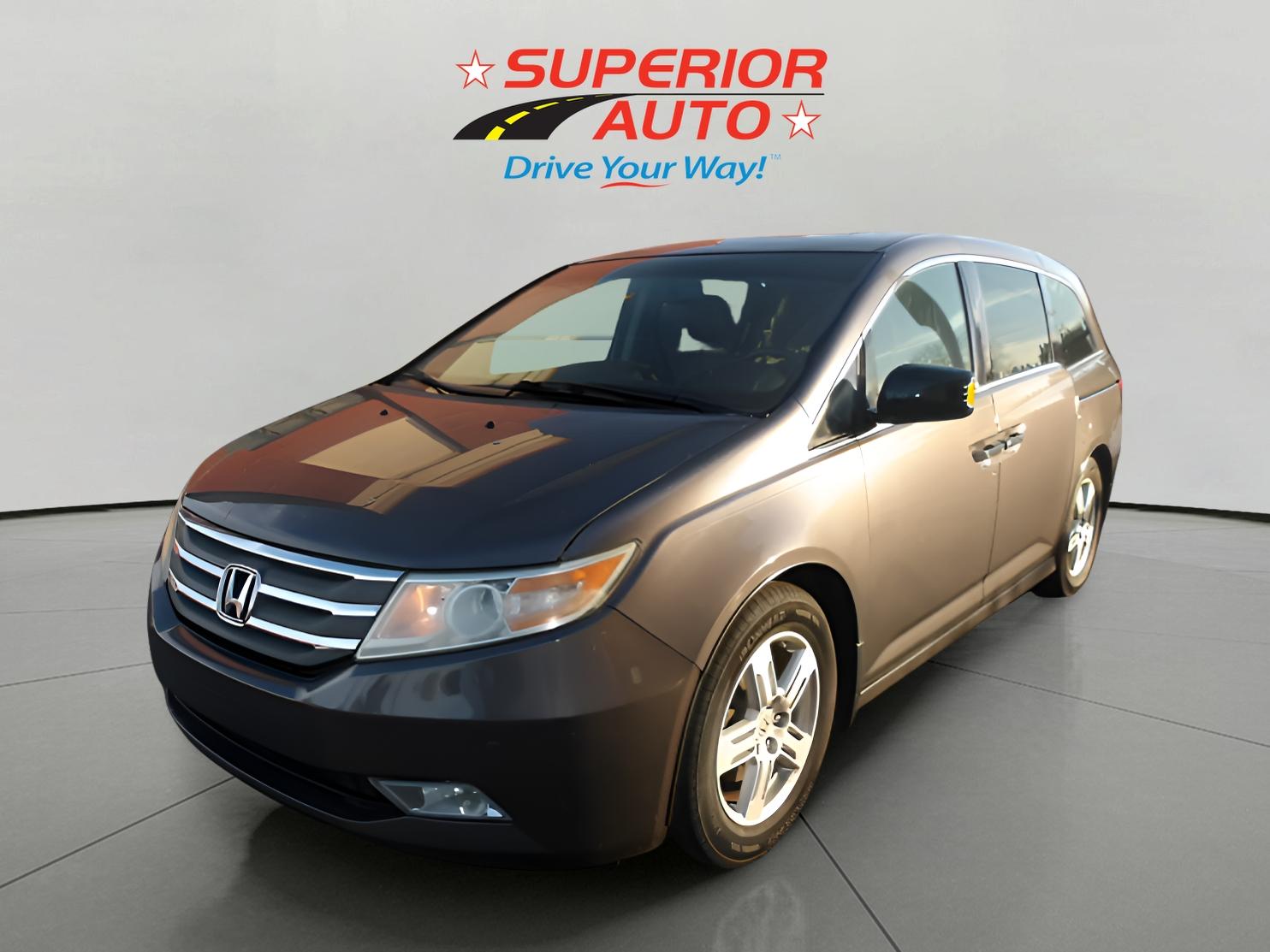 2013 Honda Odyssey Touring Elite's photo