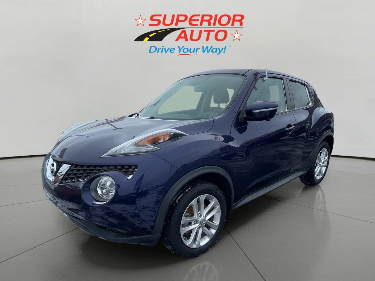 2015 Nissan JUKE SV's photo