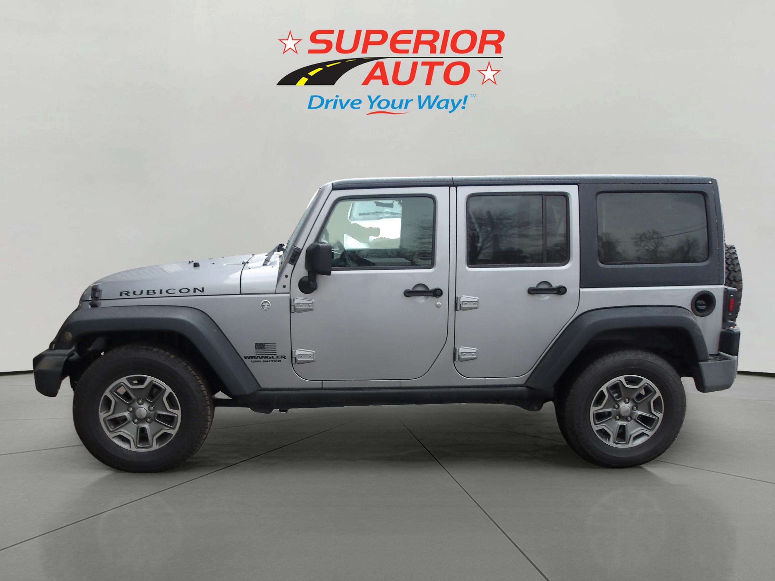 2013 Jeep Wrangler Unlimited Rubicon photo 3