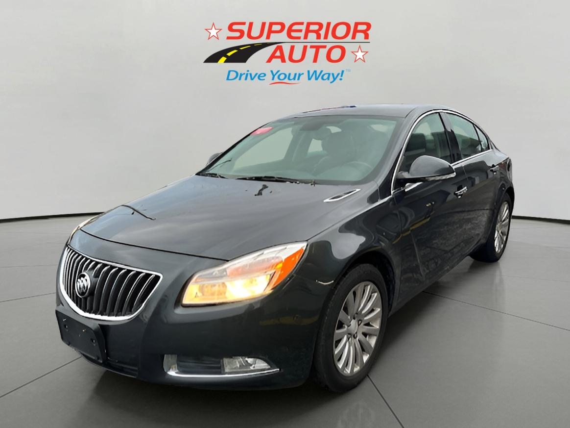 2013 Buick Regal Premium 1's photo