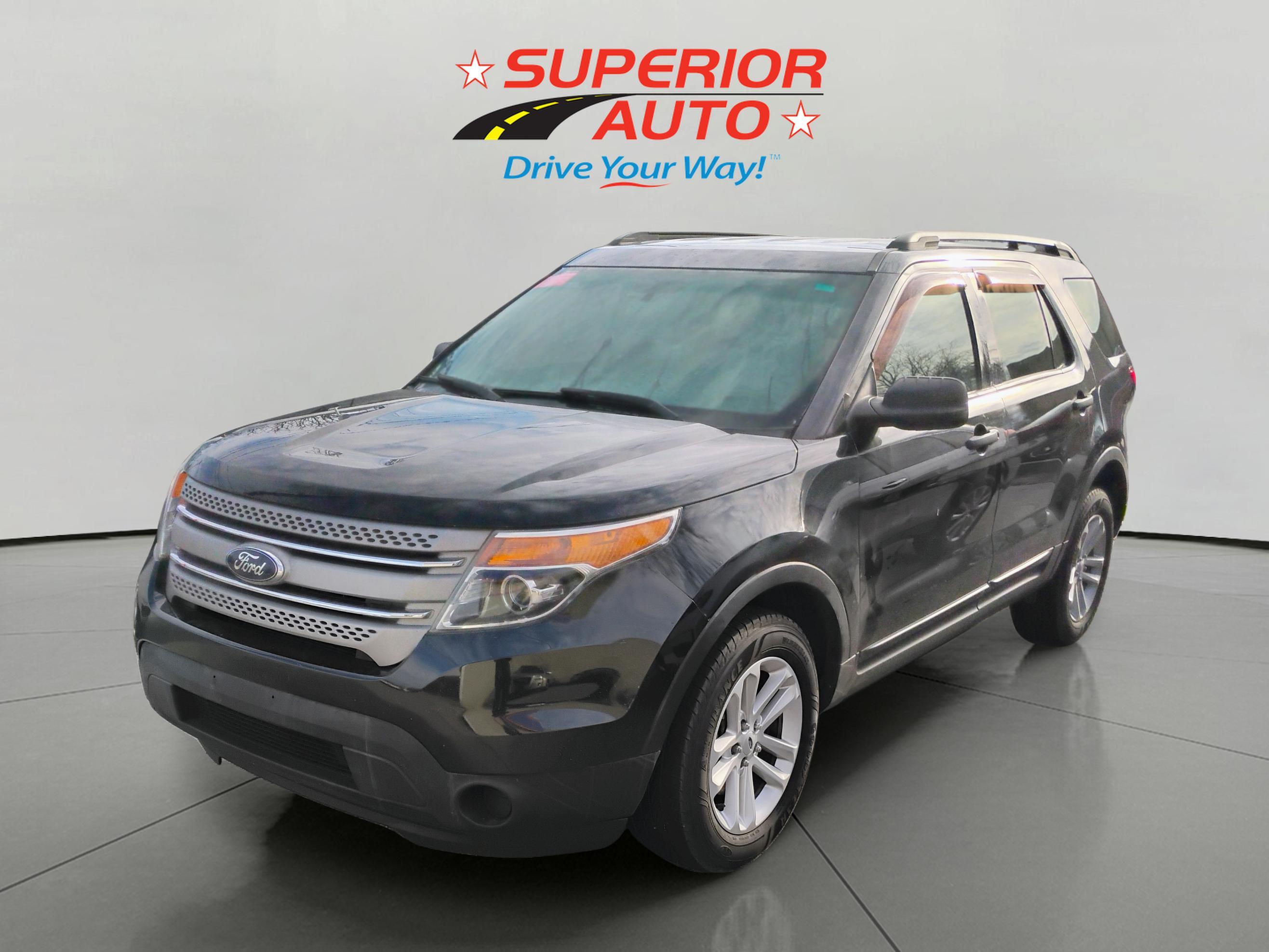 2015 Ford Explorer Base's photo