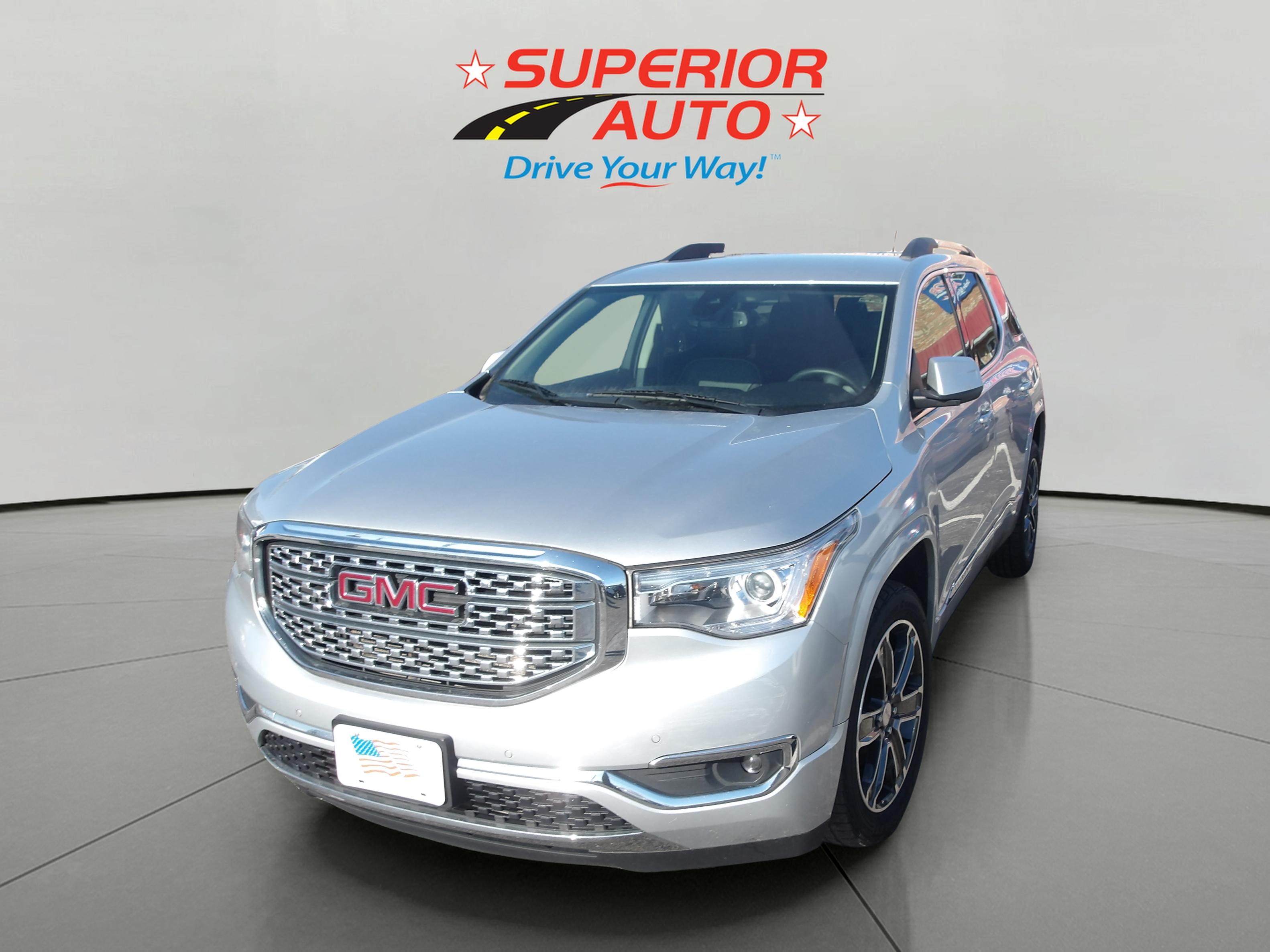 2019 GMC Acadia Denali's photo