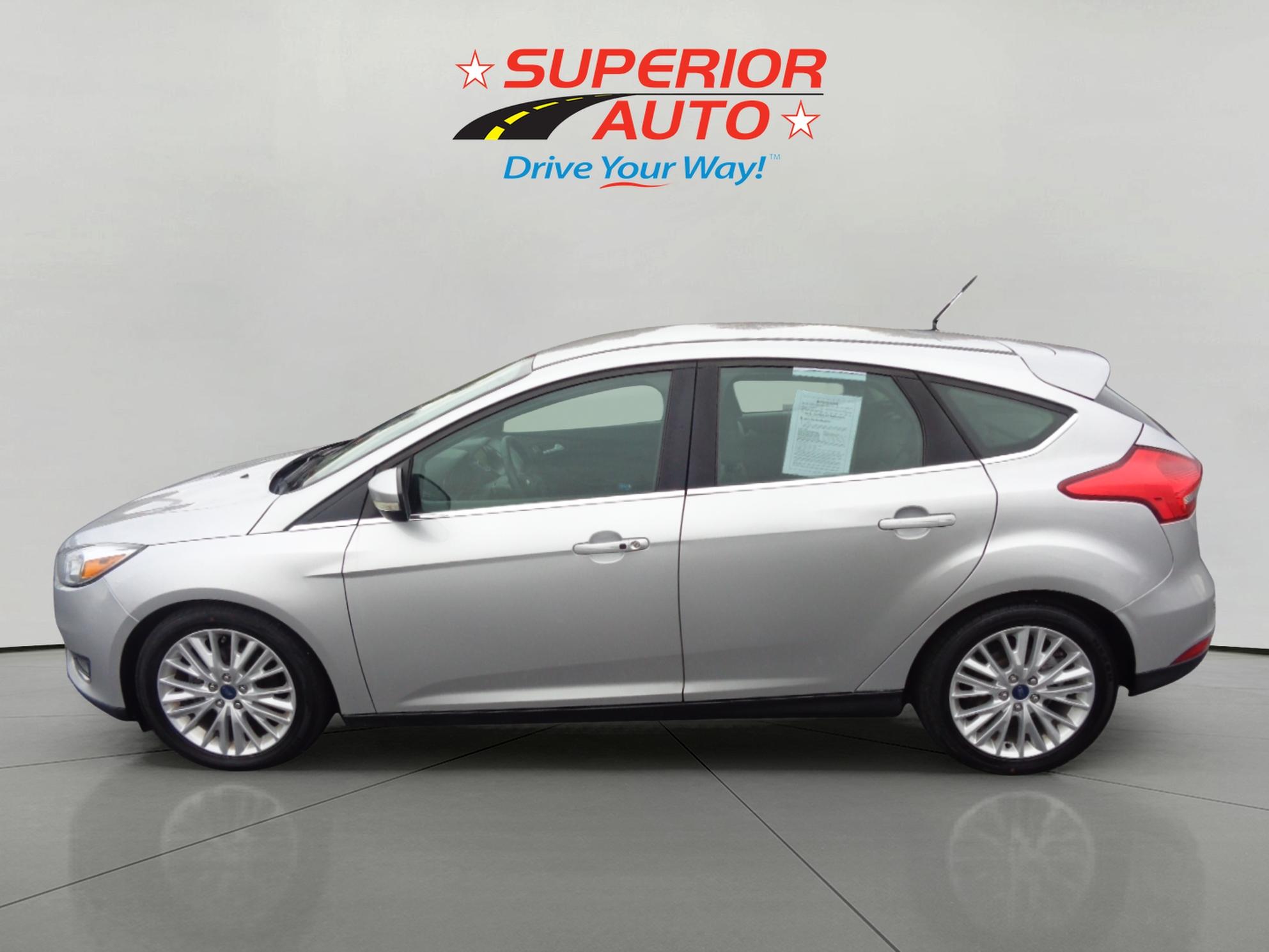 2015 Ford Focus Titanium photo 3