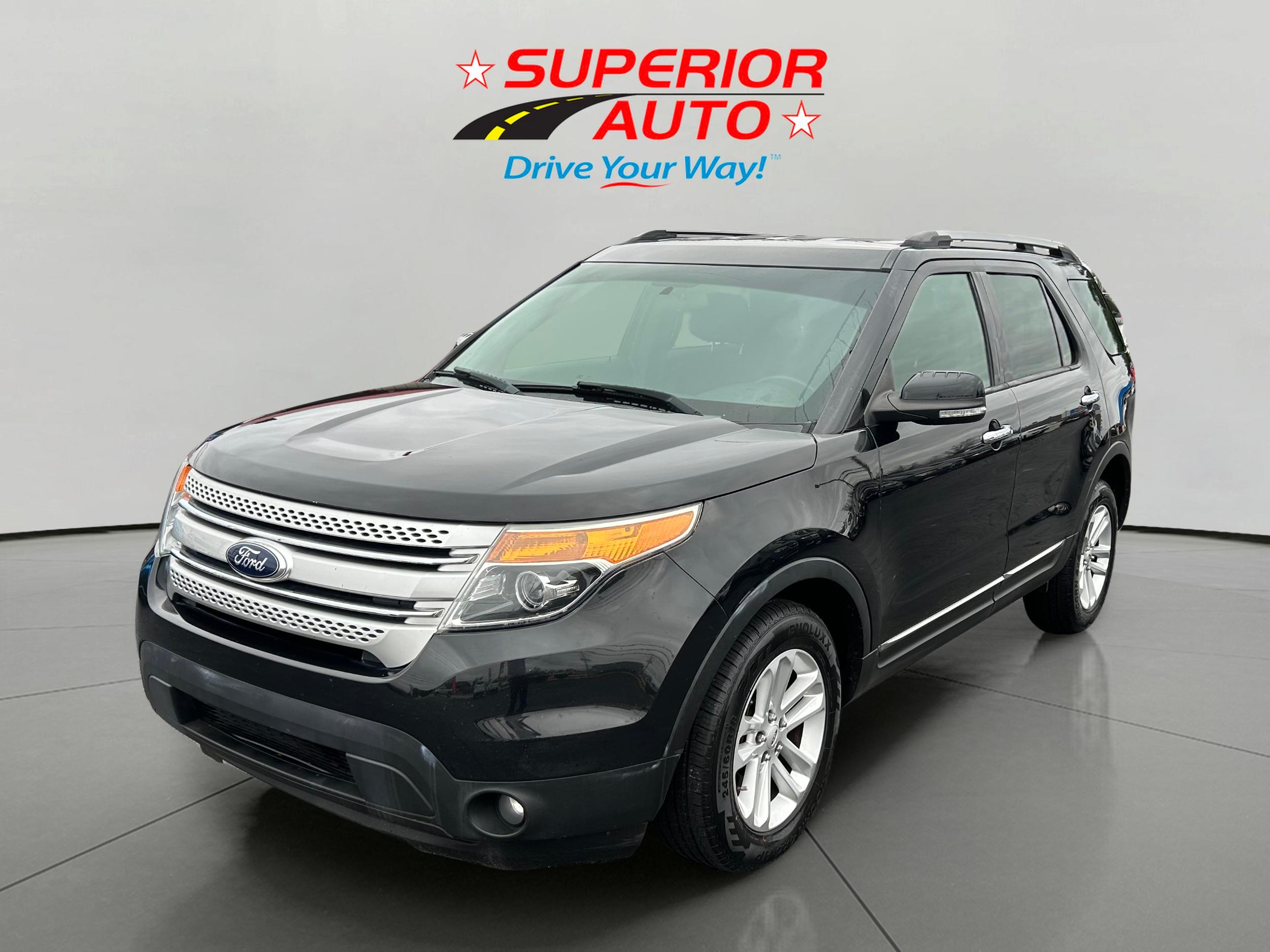 2013 Ford Explorer XLT's photo