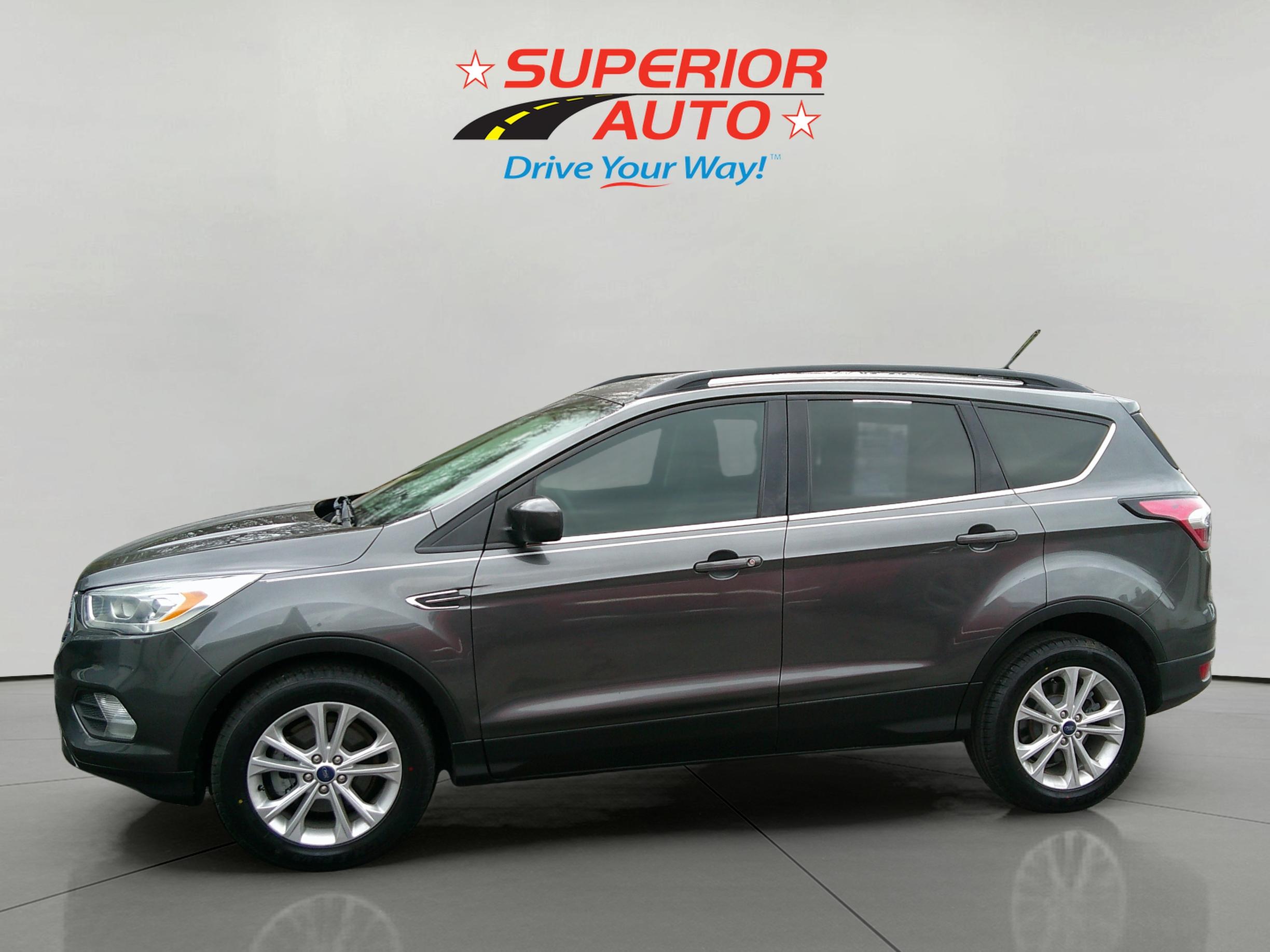 2017 Ford Escape SE photo 3