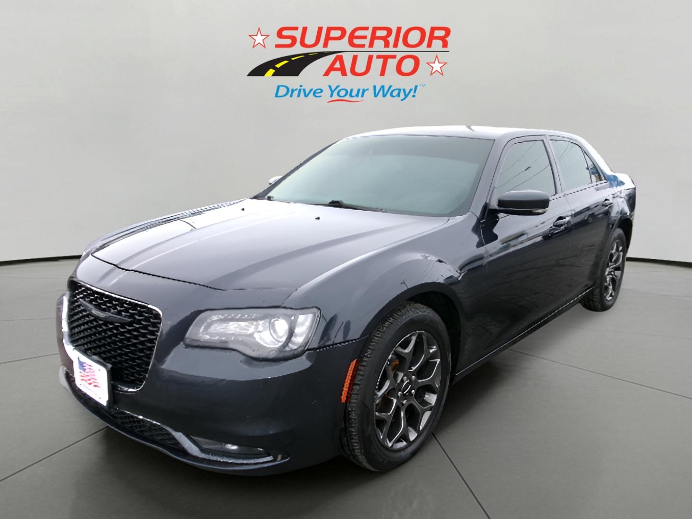 2018 Chrysler 300 S's photo