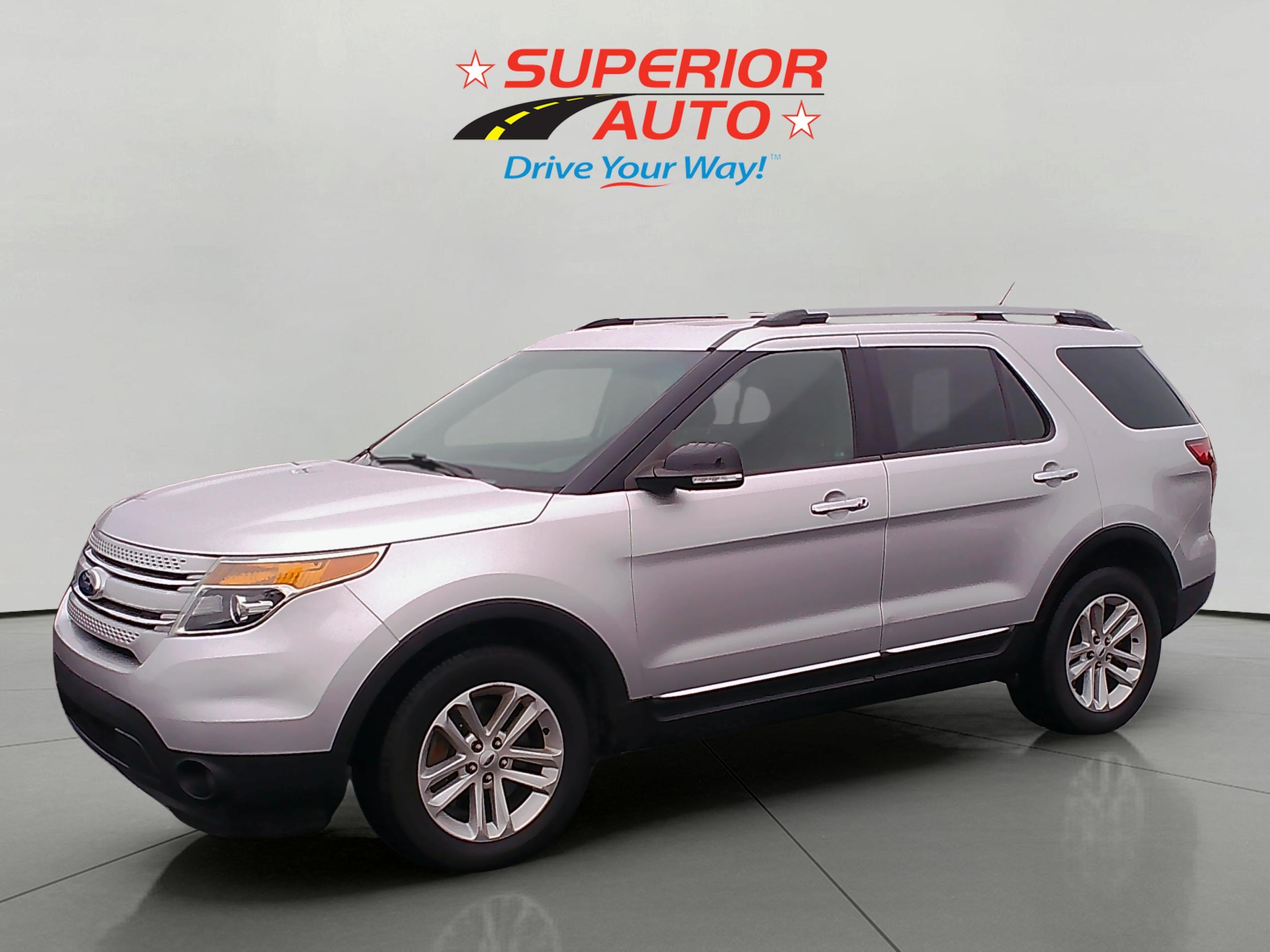 2015 Ford Explorer XLT's photo