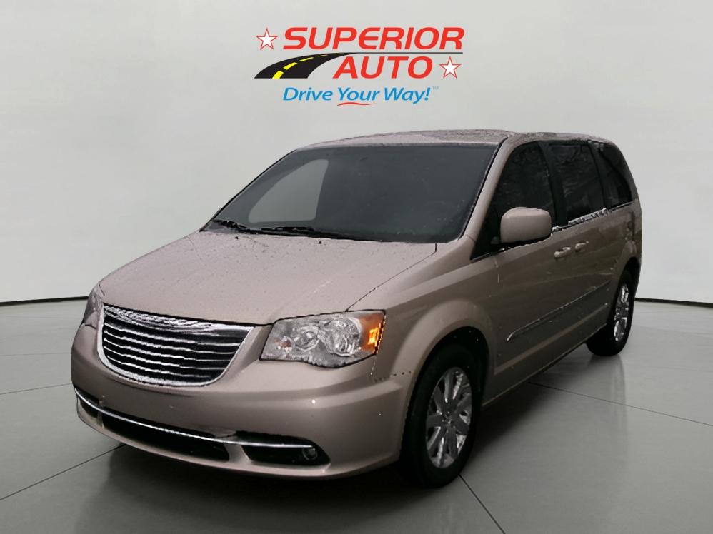 2015 Chrysler Town & Country Touring's photo