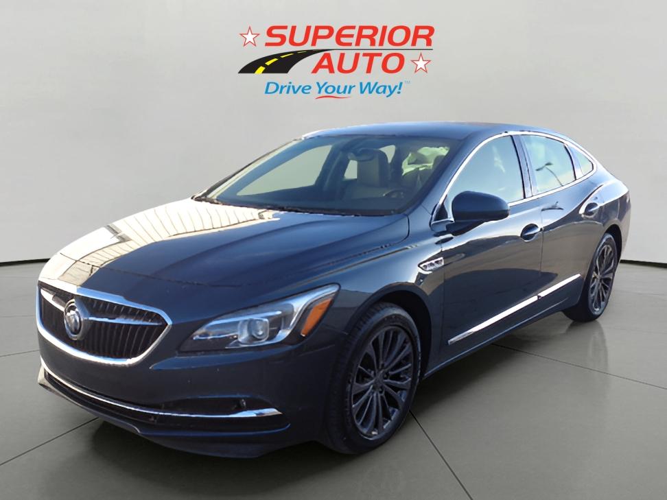 2018 Buick LaCrosse Essence's photo