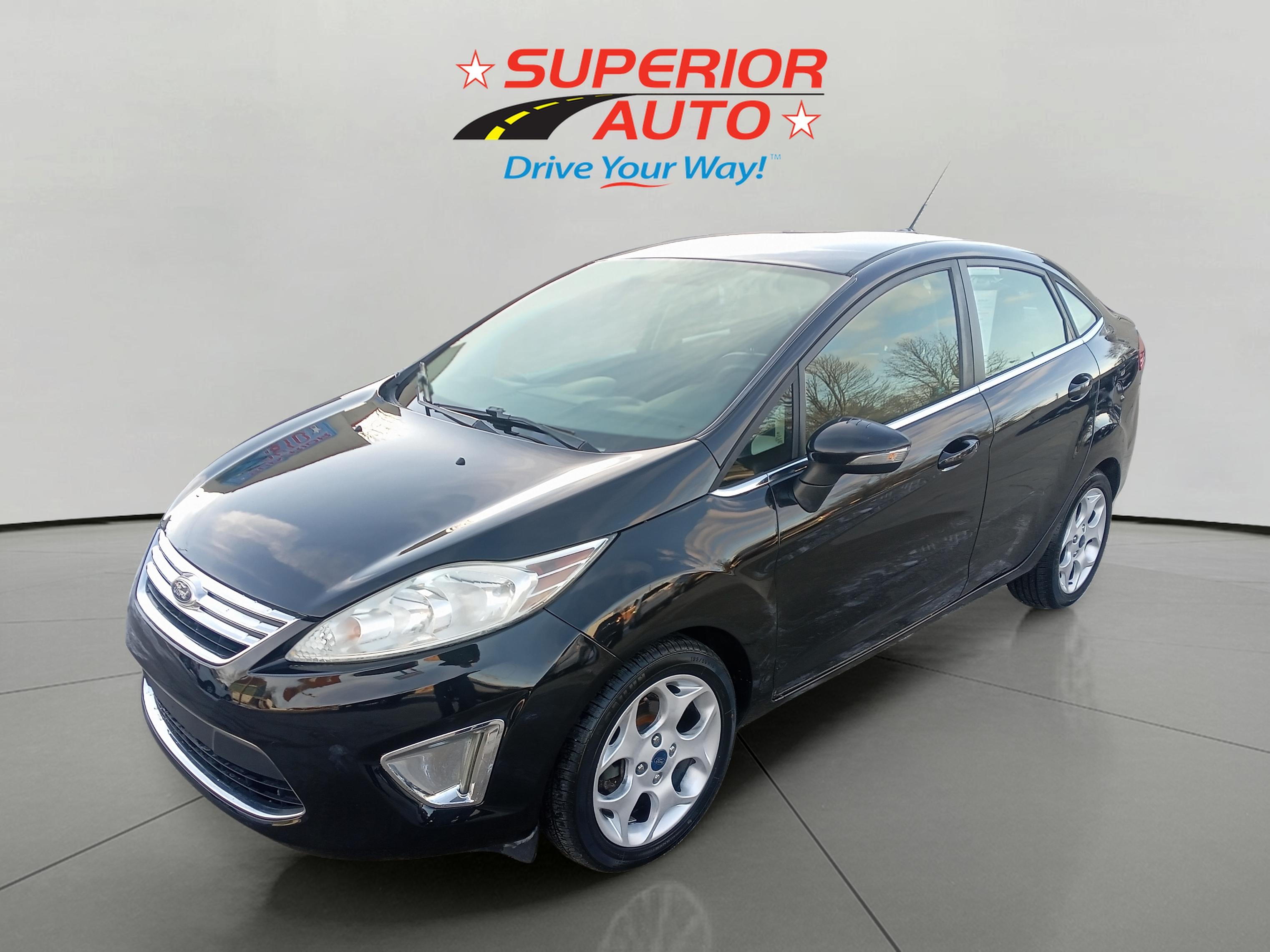 2013 Ford Fiesta Titanium's photo
