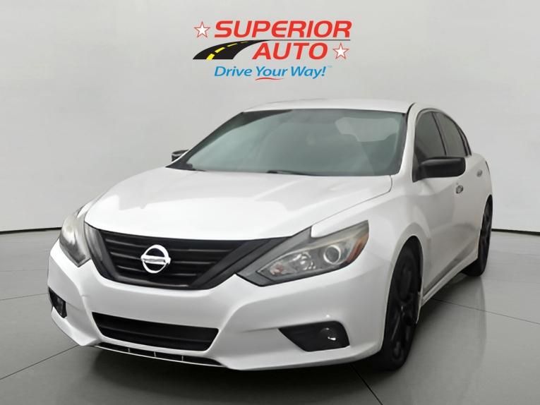 2018 Nissan Altima SR's photo