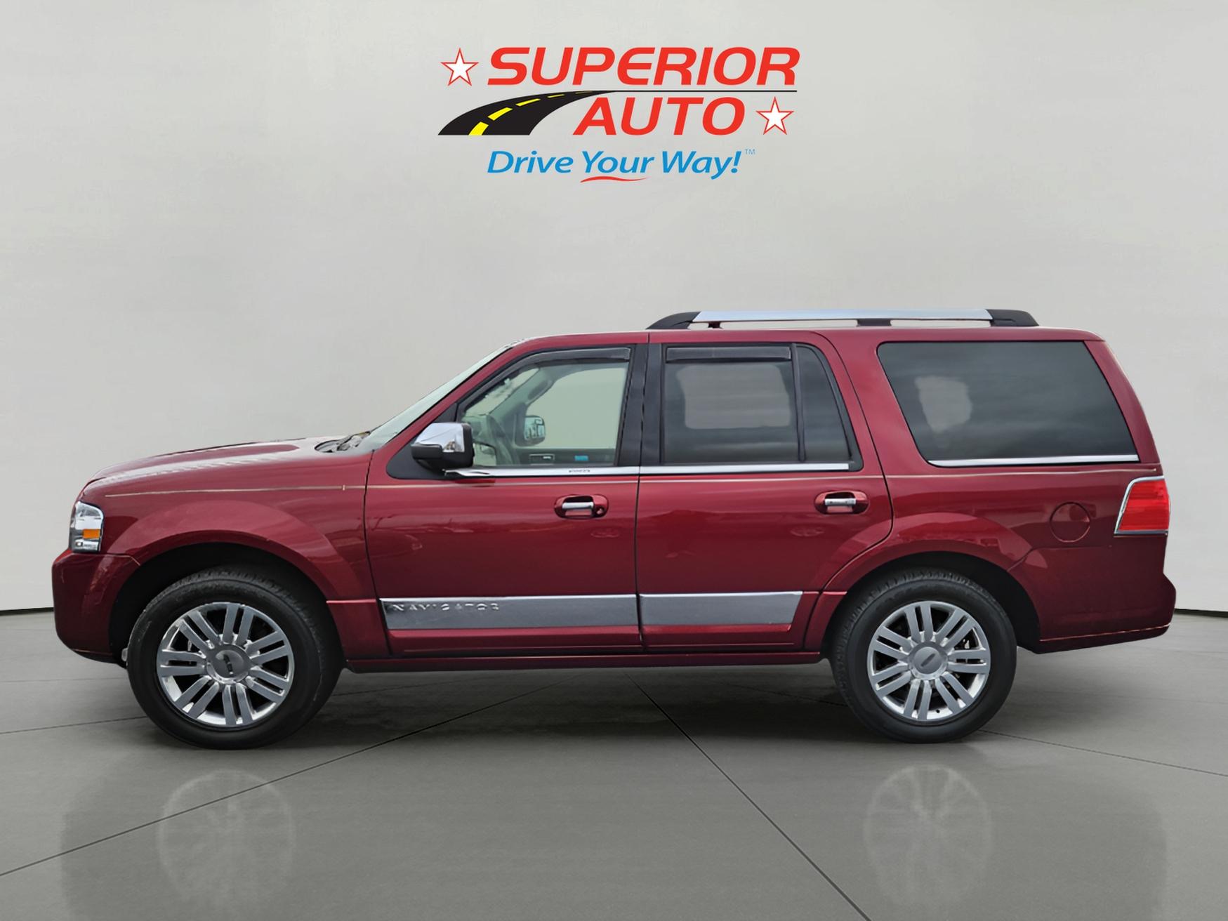 2014 Lincoln Navigator Base photo 3