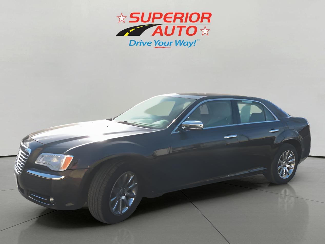 2012 Chrysler 300 C's photo