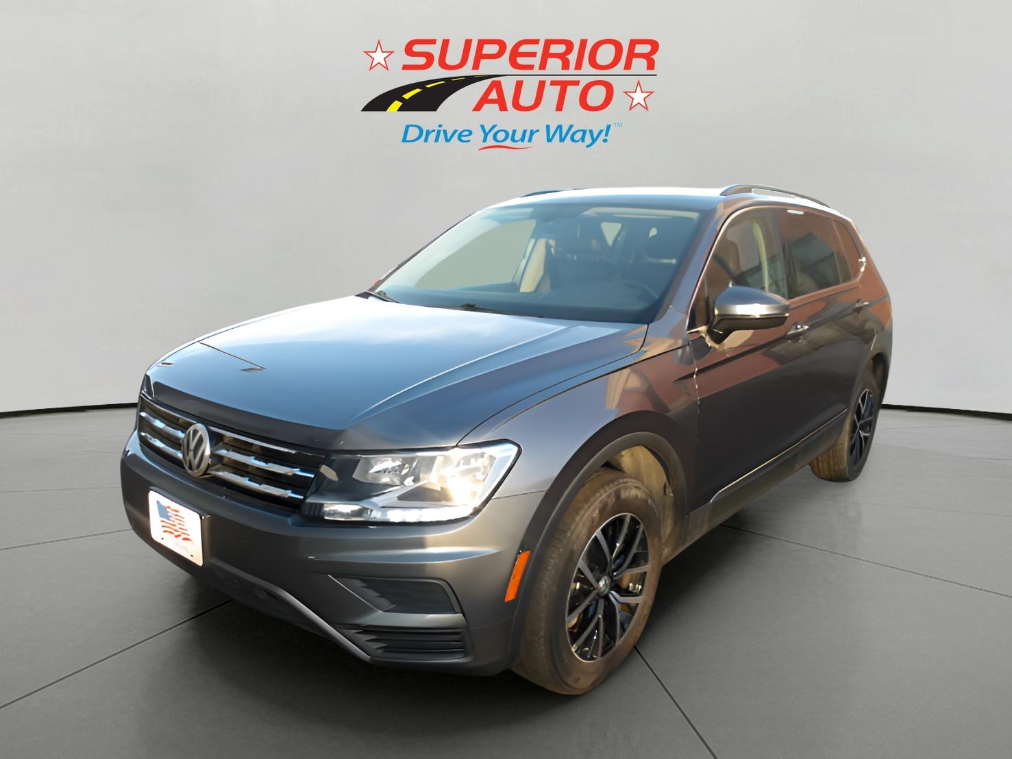2021 Volkswagen Tiguan SE's photo
