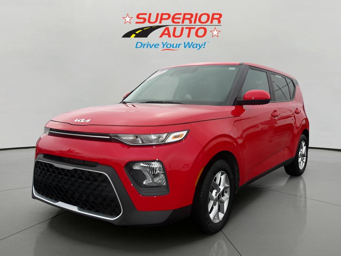 2022 Kia Soul LX's photo
