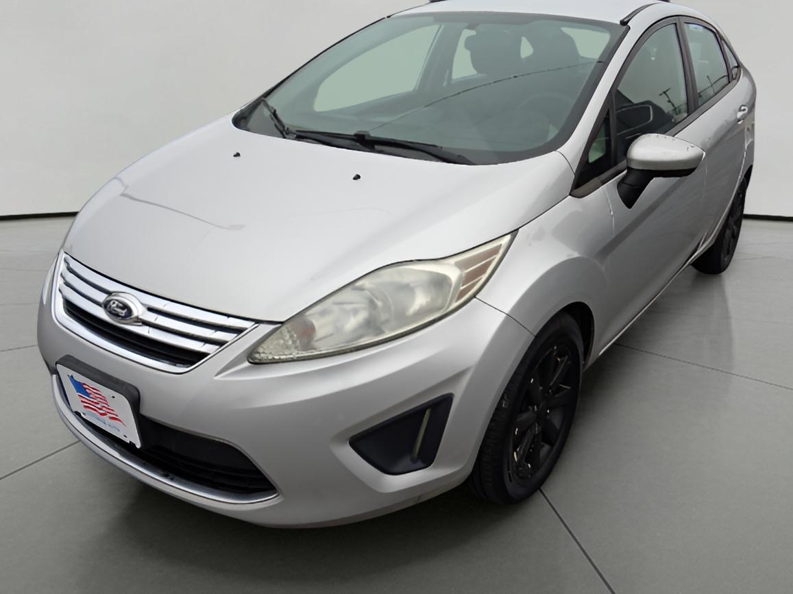 2012 Ford Fiesta SE's photo