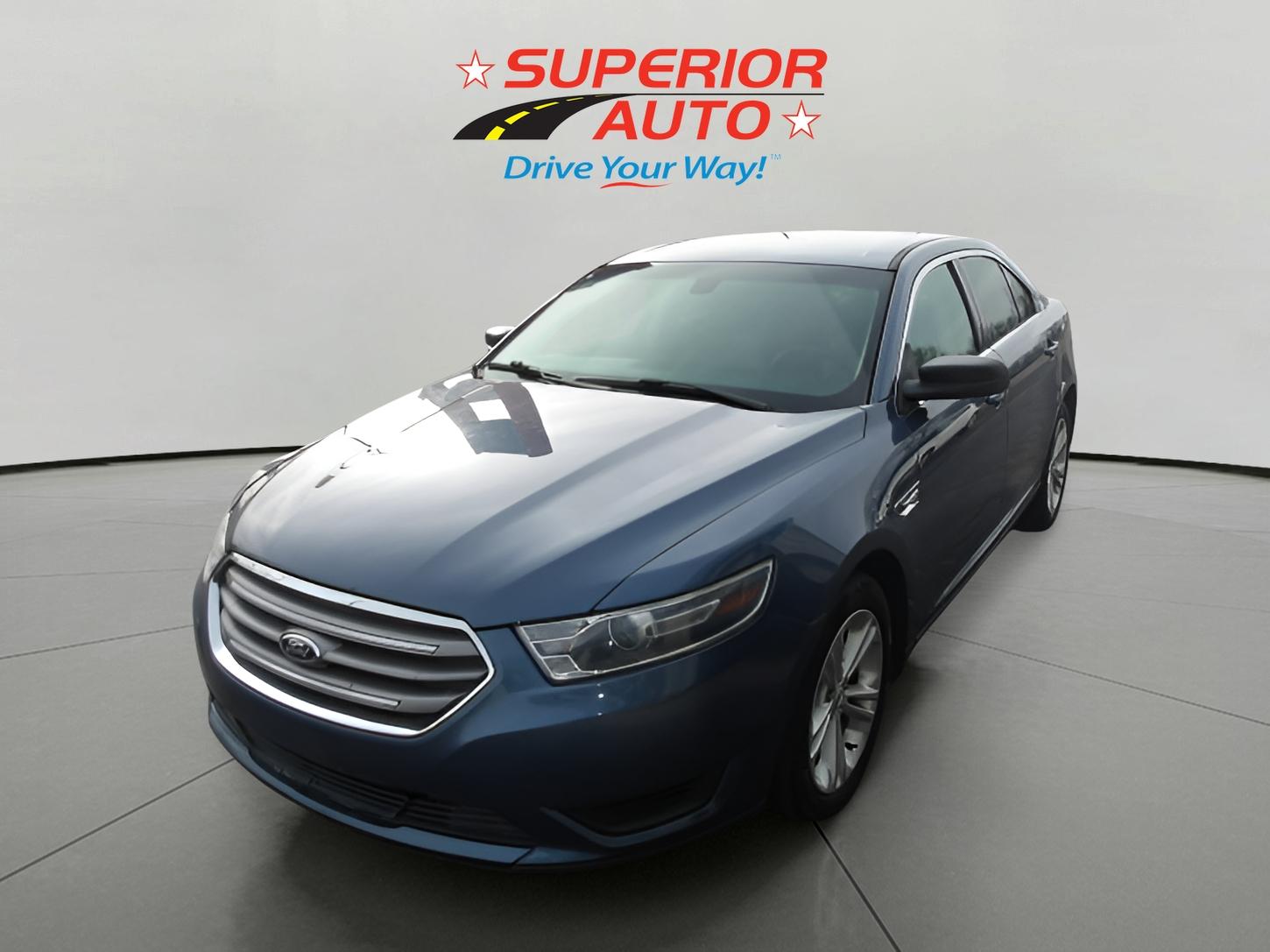 2019 Ford Taurus SE's photo