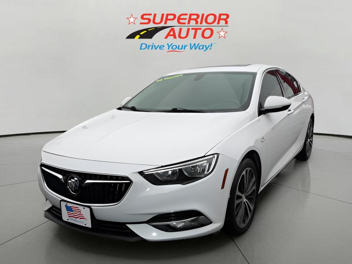 2018 Buick Regal Sportback Preferred II's photo
