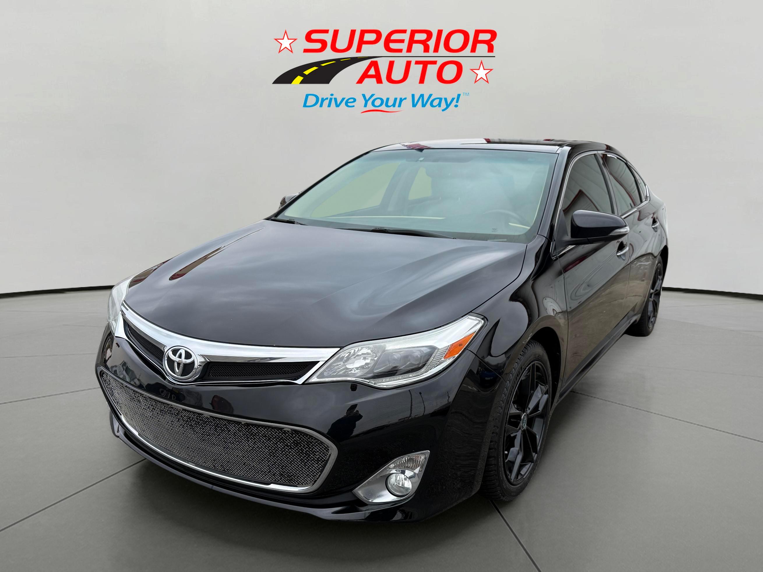 2013 Toyota Avalon Limited's photo