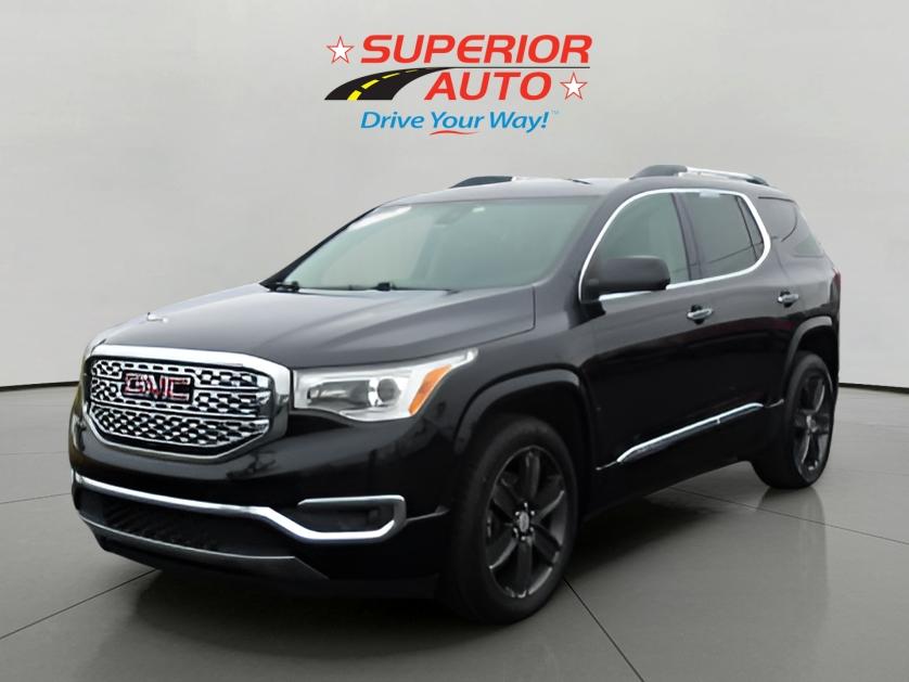 2017 GMC Acadia Denali's photo