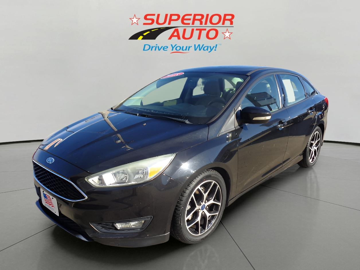 2015 Ford Focus SE's photo
