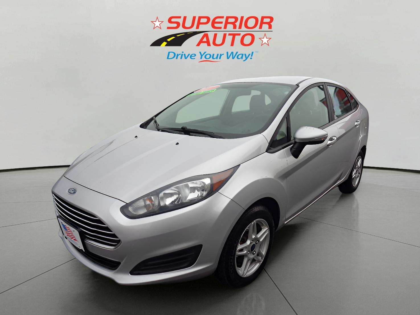 2017 Ford Fiesta SE's photo